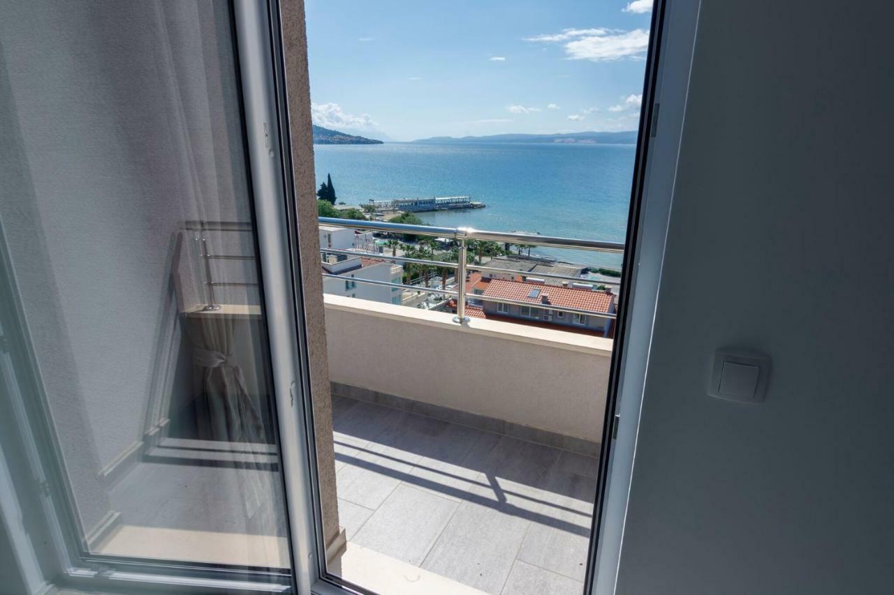 Apartmani Ticinovic Omis Exterior photo